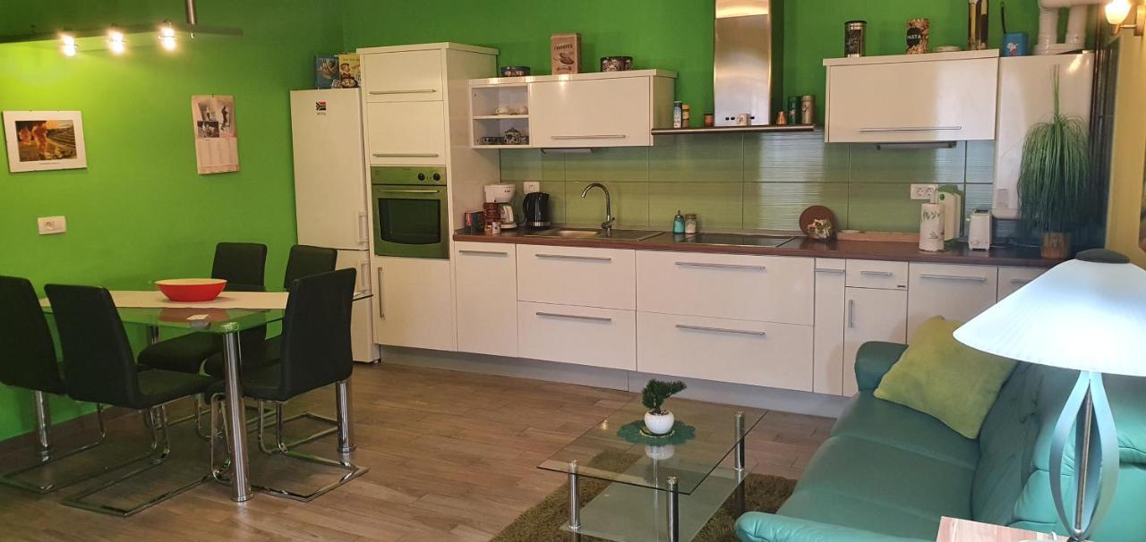 Apartment Thomas Vipava Εξωτερικό φωτογραφία
